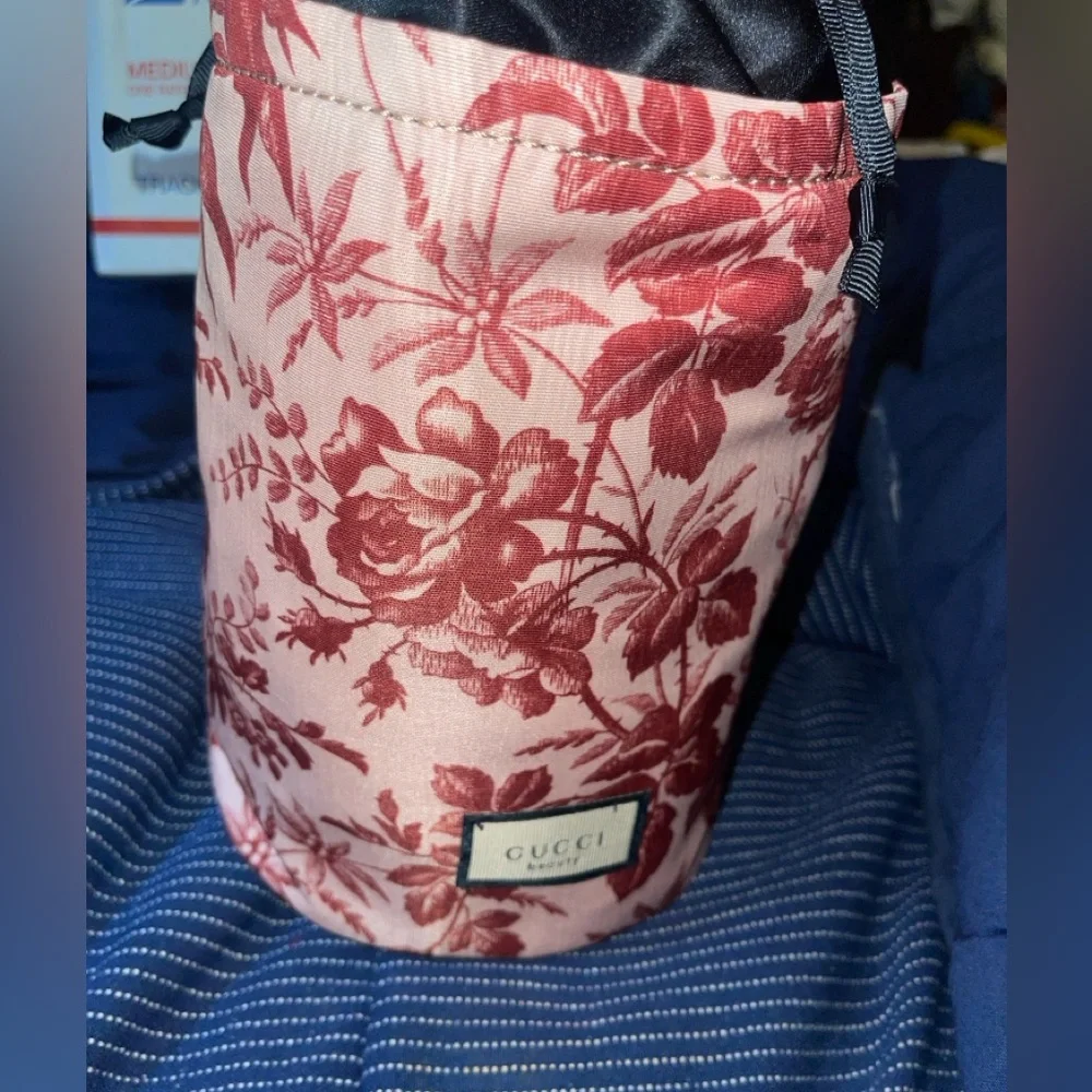 Gucci GWP Red Floral Cosmetic Bag with drawstring closure